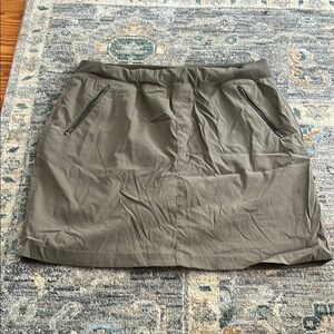 Eddie Bauer Khaki hiking Skirt